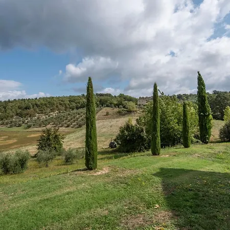 Sleeps 6 Pool Wifi Pesciano