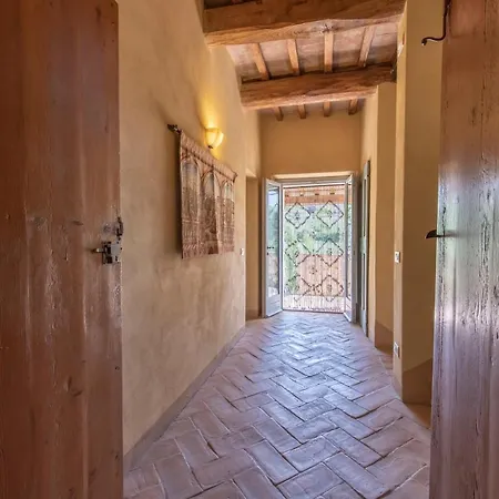 Sleeps 6 Pool Wifi * Pesciano